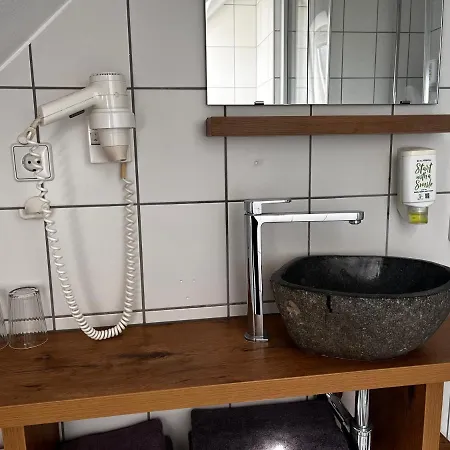 Hohly מלון Löwenstein